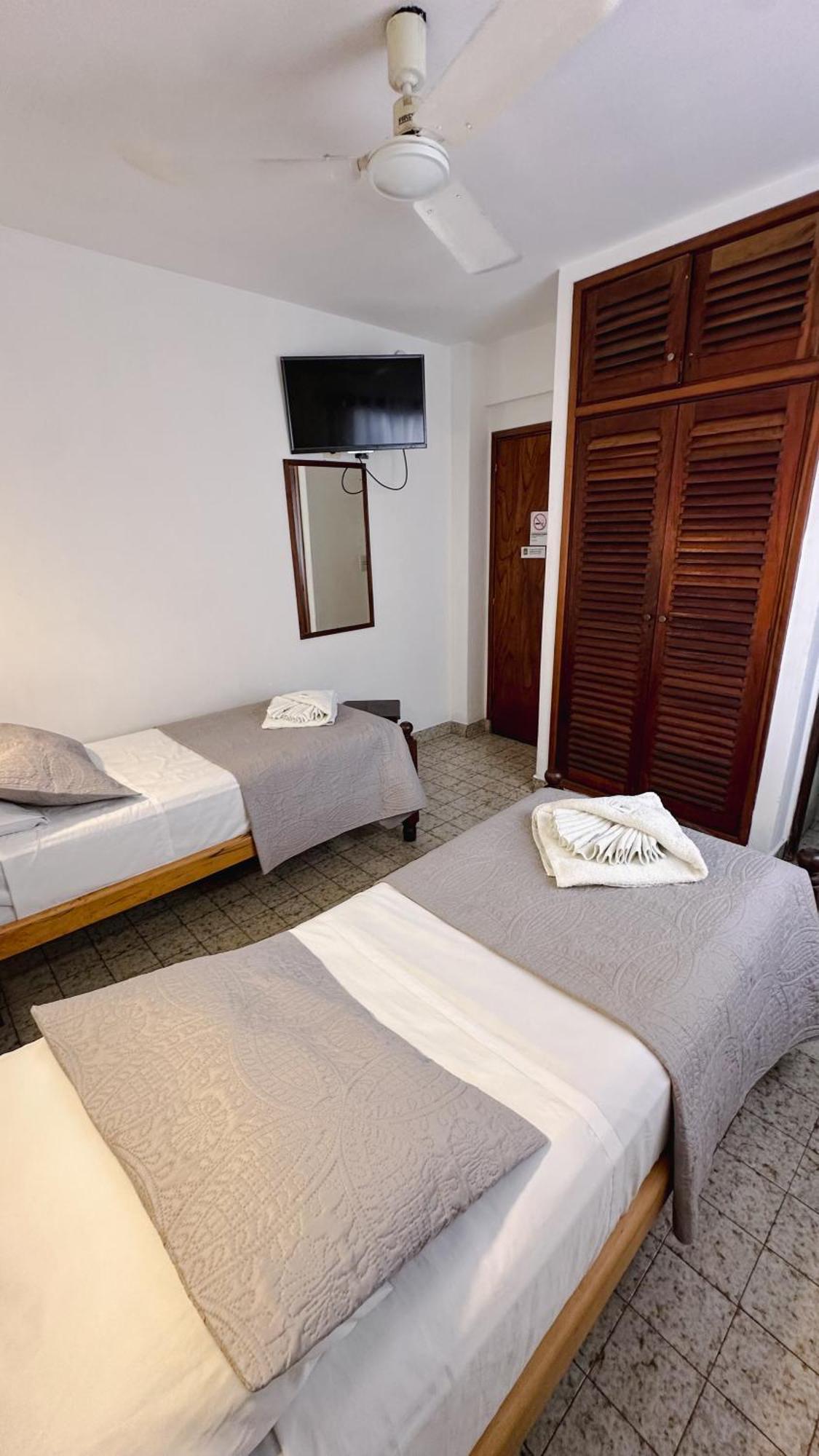 סן ברנרדו Hotel Garay מראה חיצוני תמונה